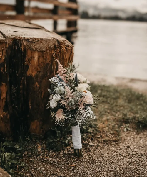 FBF57661-D7C7-4E4C-8C2D-3F4287F5B9CC